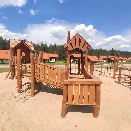 Z Basenem Nad Jeziorem Gwiazdy, Ostoja Bukowo, Kaszuby Borowy Mlyn