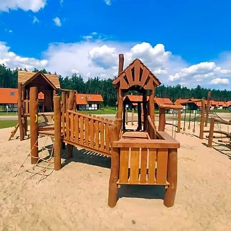 Z Basenem Nad Jeziorem Gwiazdy, Ostoja Bukowo, Kaszuby 롯지 *