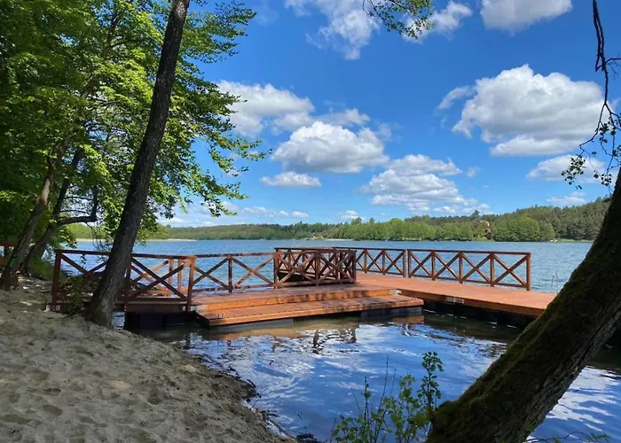 Z Basenem Nad Jeziorem Gwiazdy, Ostoja Bukowo, Kaszuby * Borowy Mlyn