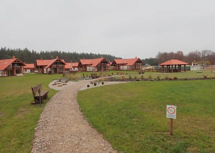 Z Basenem Nad Jeziorem Gwiazdy, Ostoja Bukowo, Kaszuby