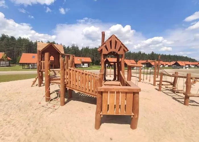 Z Basenem Nad Jeziorem Gwiazdy, Ostoja Bukowo, Kaszuby Borowy Mlyn