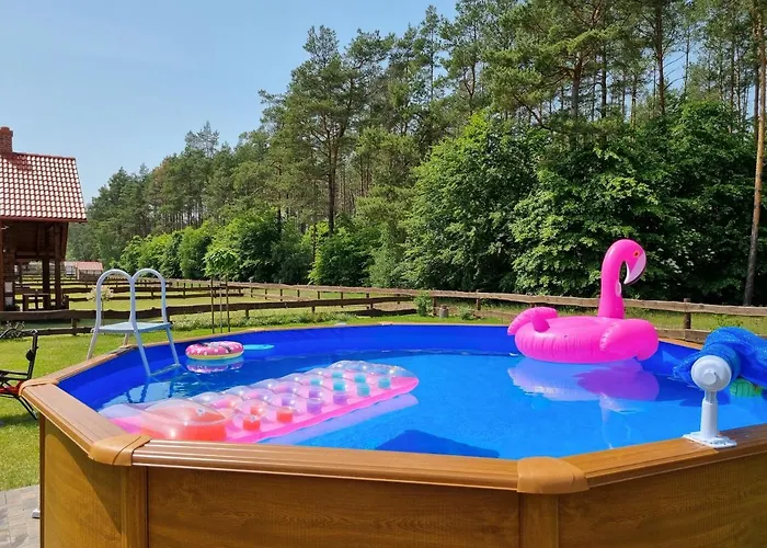 Z Basenem Nad Jeziorem Gwiazdy, Ostoja Bukowo, Kaszuby